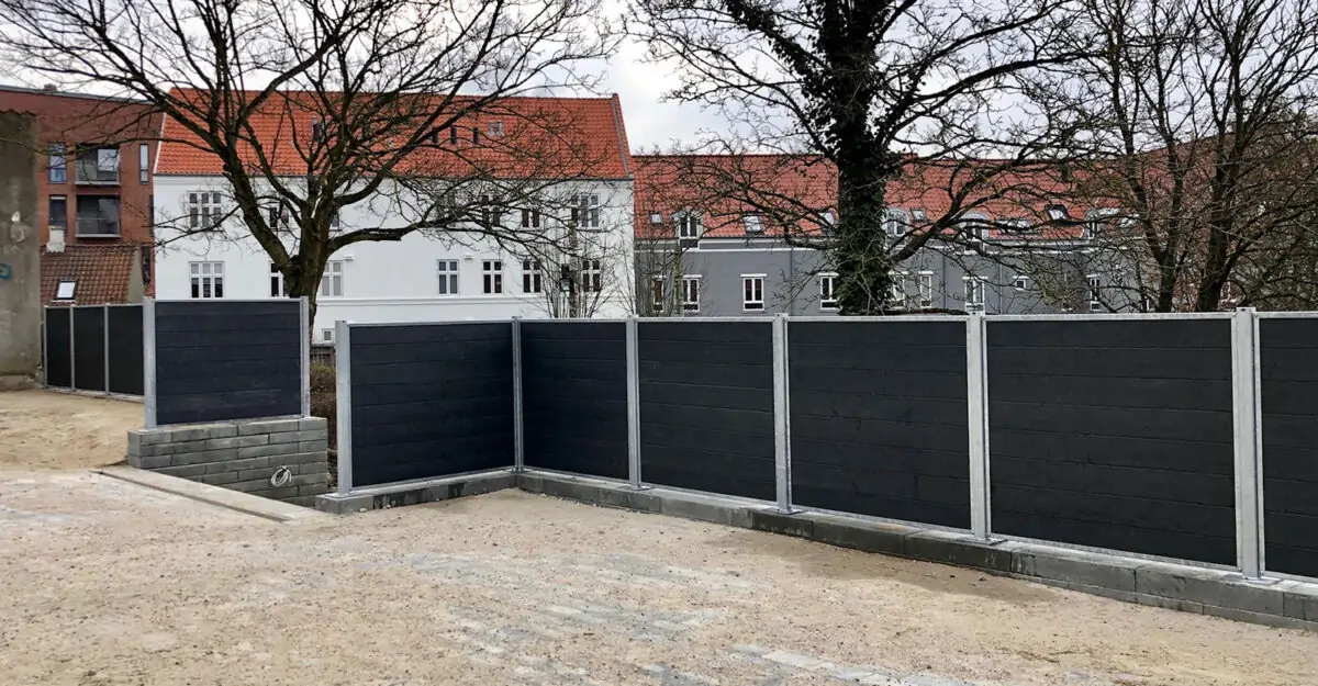 genbrugsplast modulopbyggende afskærmning til byområder med støjdæmpende effekt